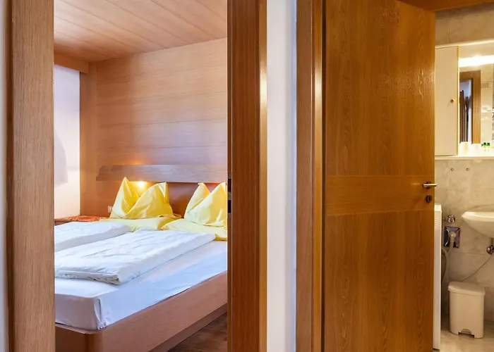 Apartment Cesa Soramurat 9 *